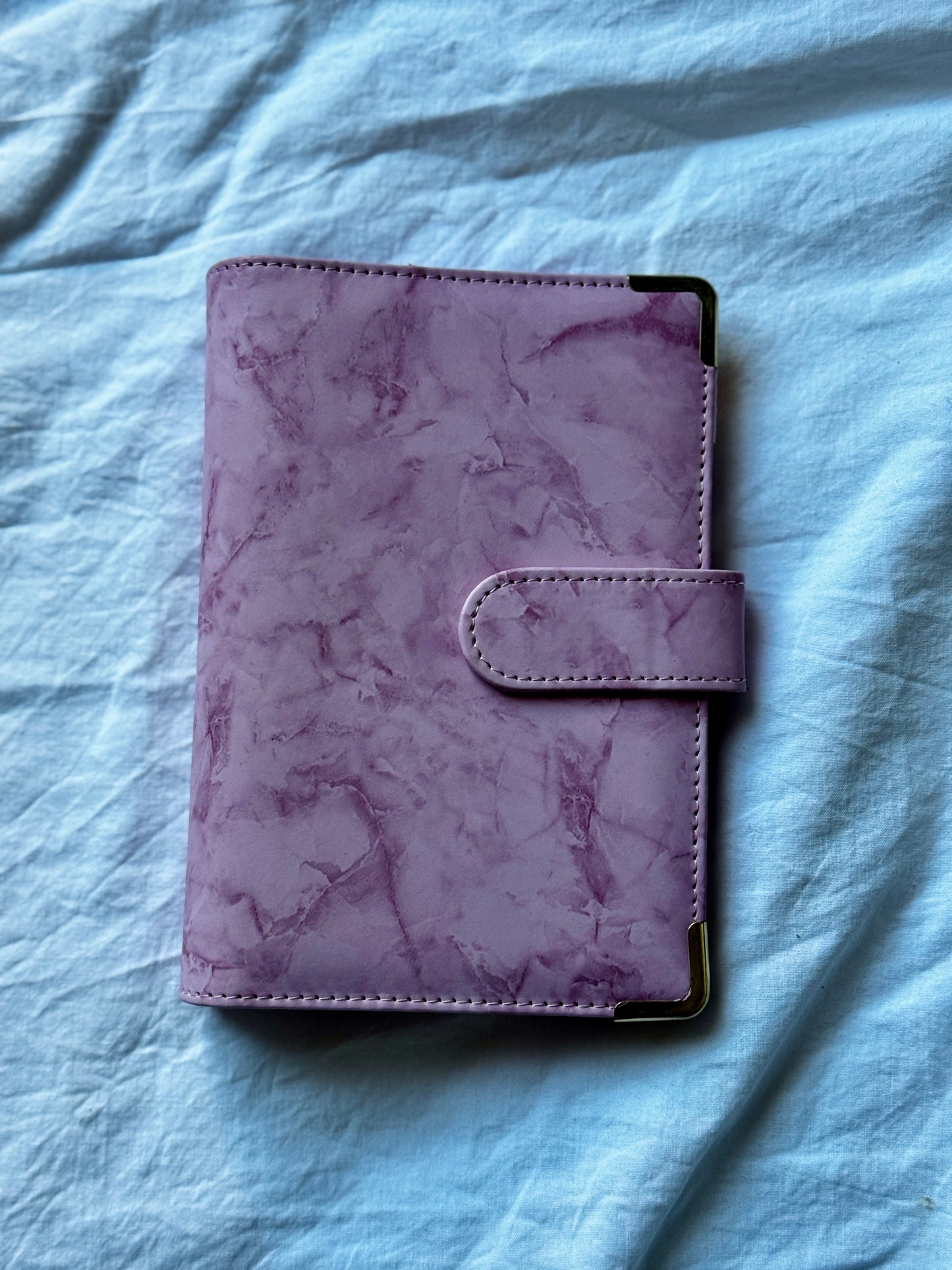 Archivador A6 Marble Rosa - Muestra Única (Outlet)