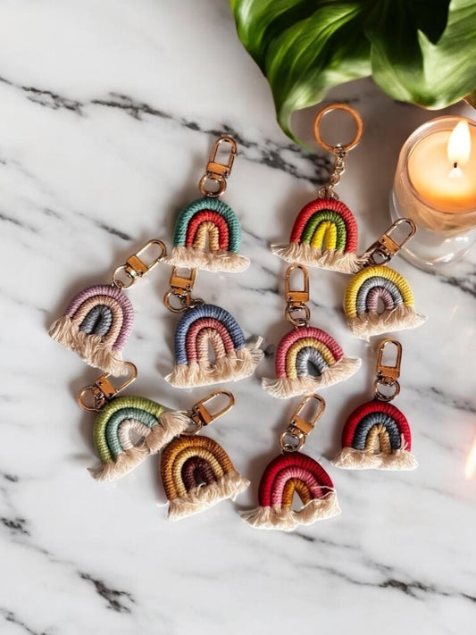 Llavero Decoración Macrame Arcoiris